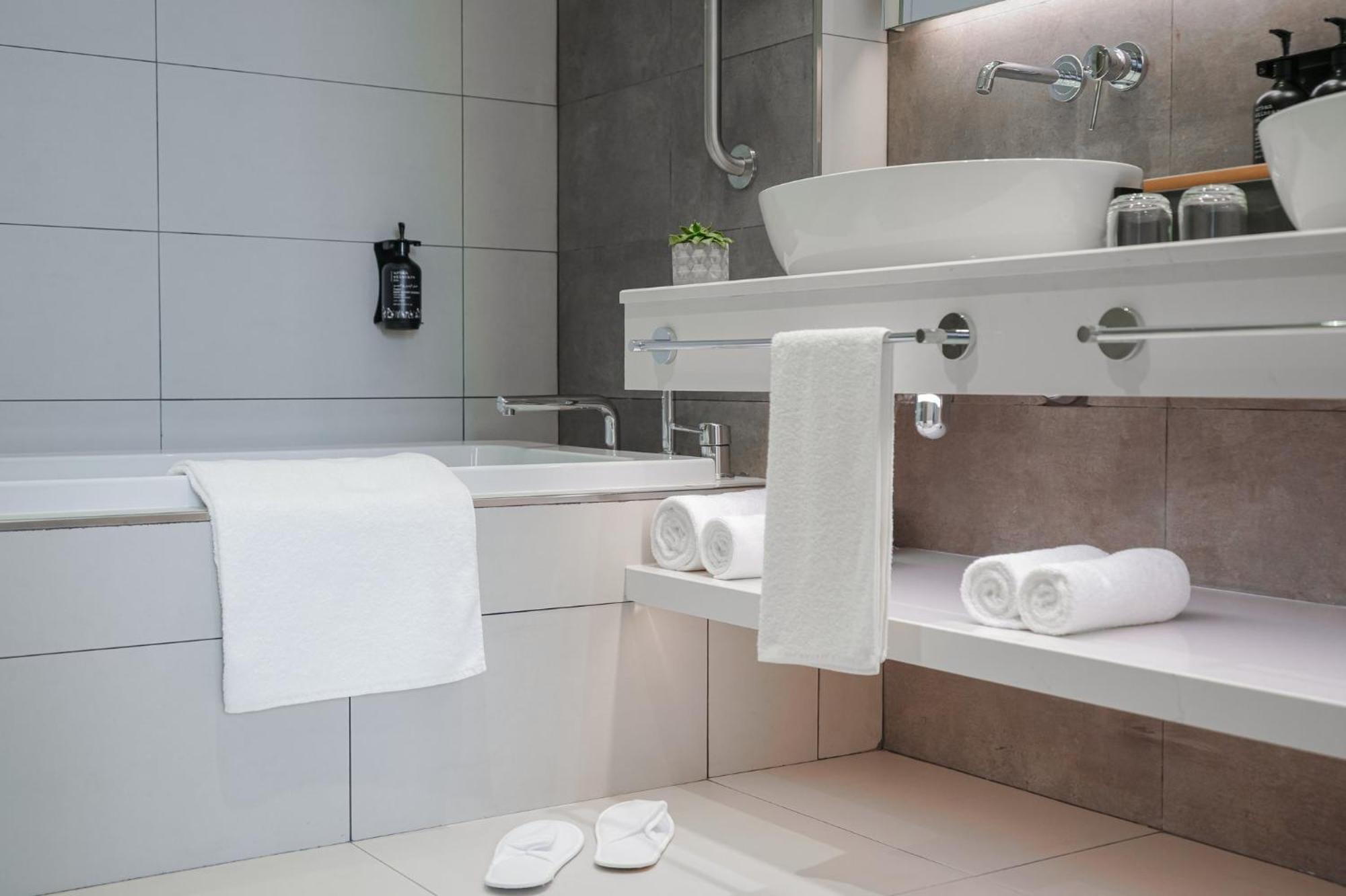 Holiday Inn Dubai Business Bay By Ihg المظهر الخارجي الصورة